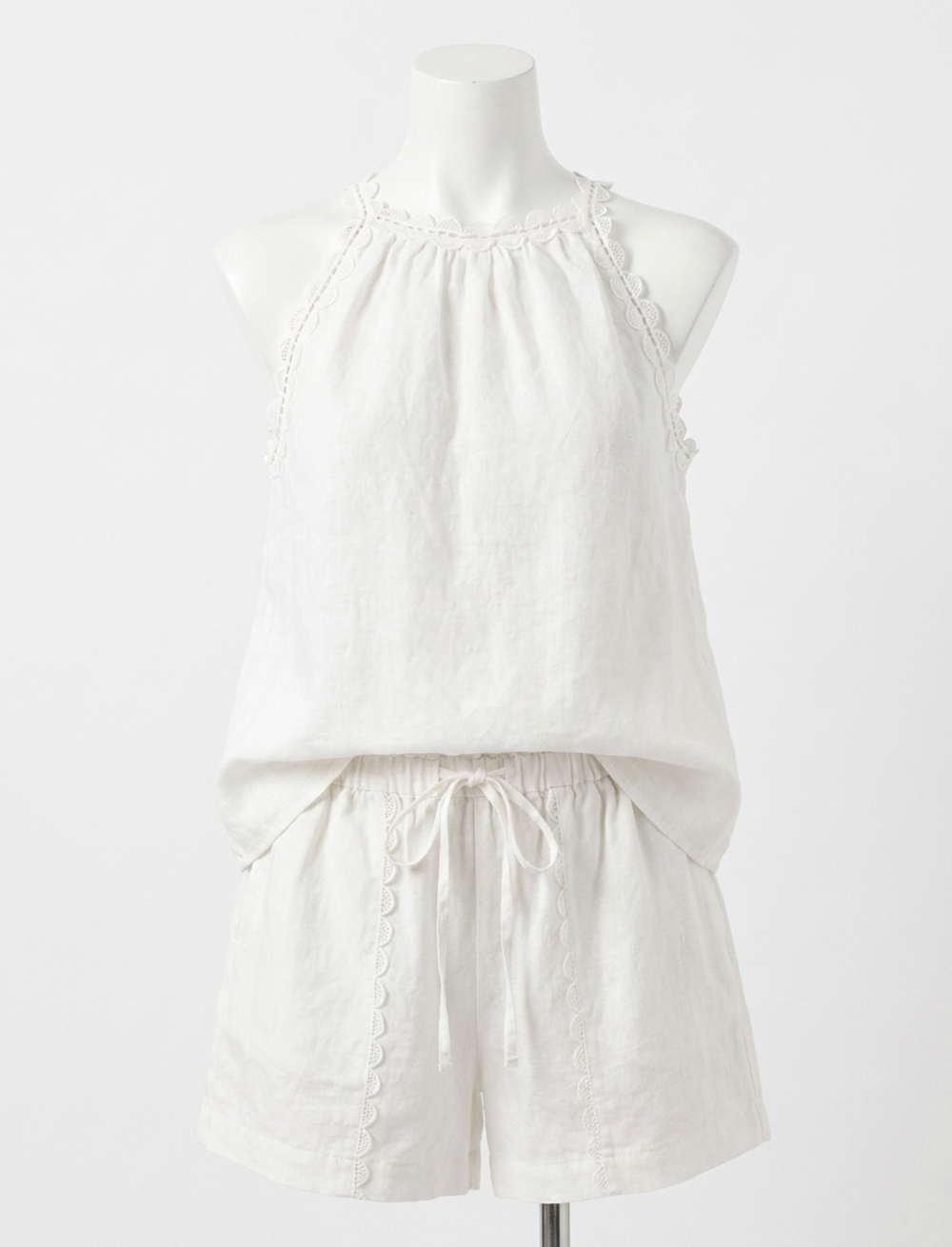 NEW SUNDAYS kavita top in white